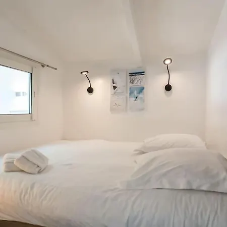 아파트 #40 Bright Sea View For 6 2mins Walk Port & Sea 빌프랑슈쉬르메르
