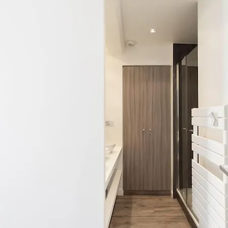 #40 Bright Sea View For 6 2mins Walk Port & Sea 빌프랑슈쉬르메르