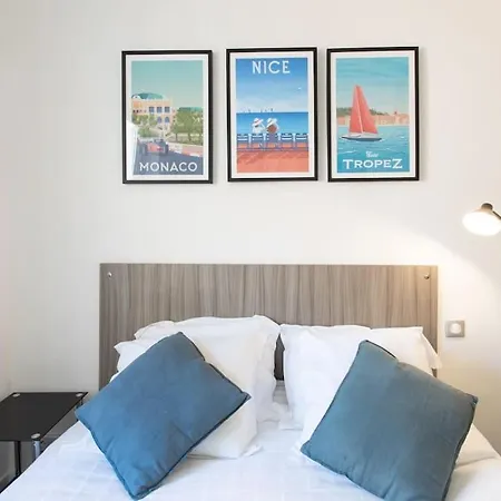 아파트 #40 Bright Sea View For 6 2mins Walk Port & Sea