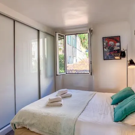 #40 Bright Sea View For 6 2mins Walk Port & Sea